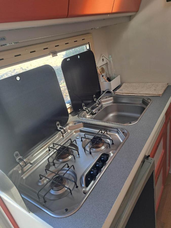 Camping Car A 3 Minutes Du Parc Pairi Daiza Hotel Brugelette Eksteriør billede
